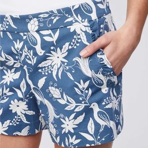 LOFT Peacock Ruffle Pocket Riviera Shorts